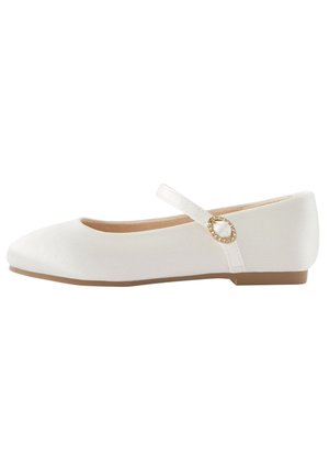 OCCASION WIDE FIT - Riemchenballerina - ivory satin stain resistant bridesmaid