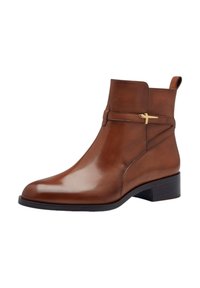 Bottine en cuir marron avec une finition lisse, dotée d'une sangle accent en or, d'un bout rond et d'un petit talon carré.
