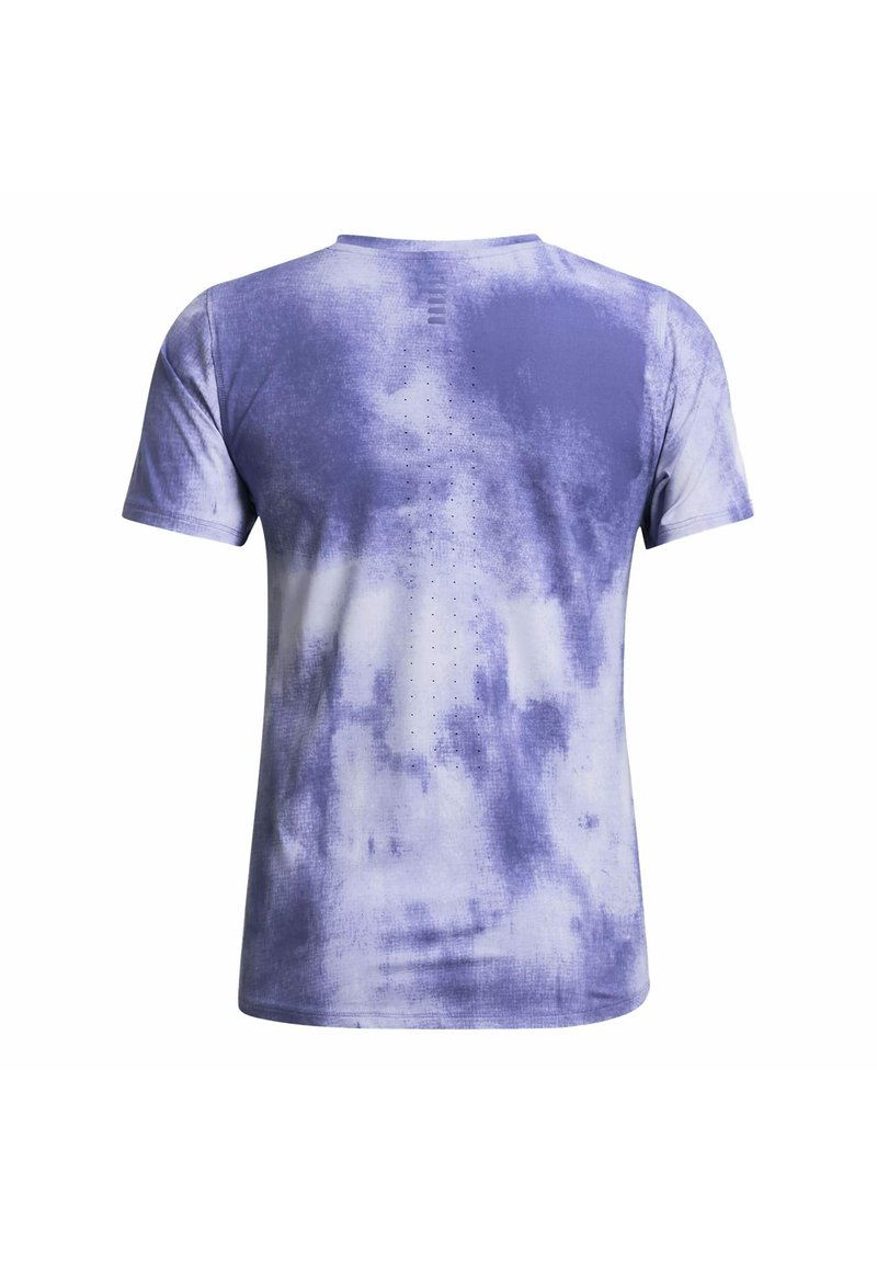 Maglietta a maniche corte purple tie-dye con una consistenza morbida e un sottile motivo a pois sul retro. Collo rotondo, vestibilità regolare.