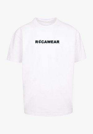 Witte katoenen T-shirt met een groot zwart "ROCAWEAR" logo dat over de borst is gedrukt. Ronde hals met korte mouwen, relaxte pasvorm.