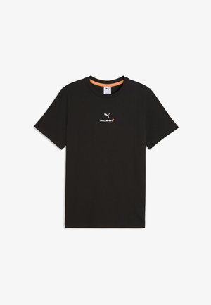 Sort kortærmet t-shirt med Puma og McLaren Racing logoer centreret på brystet, med en orange inderkravekant.