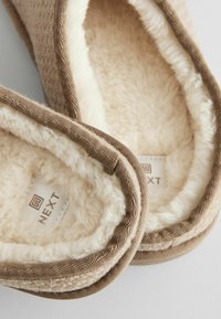 Next REGULAR FIT - TEXTURED - Hausschuh - neutral
