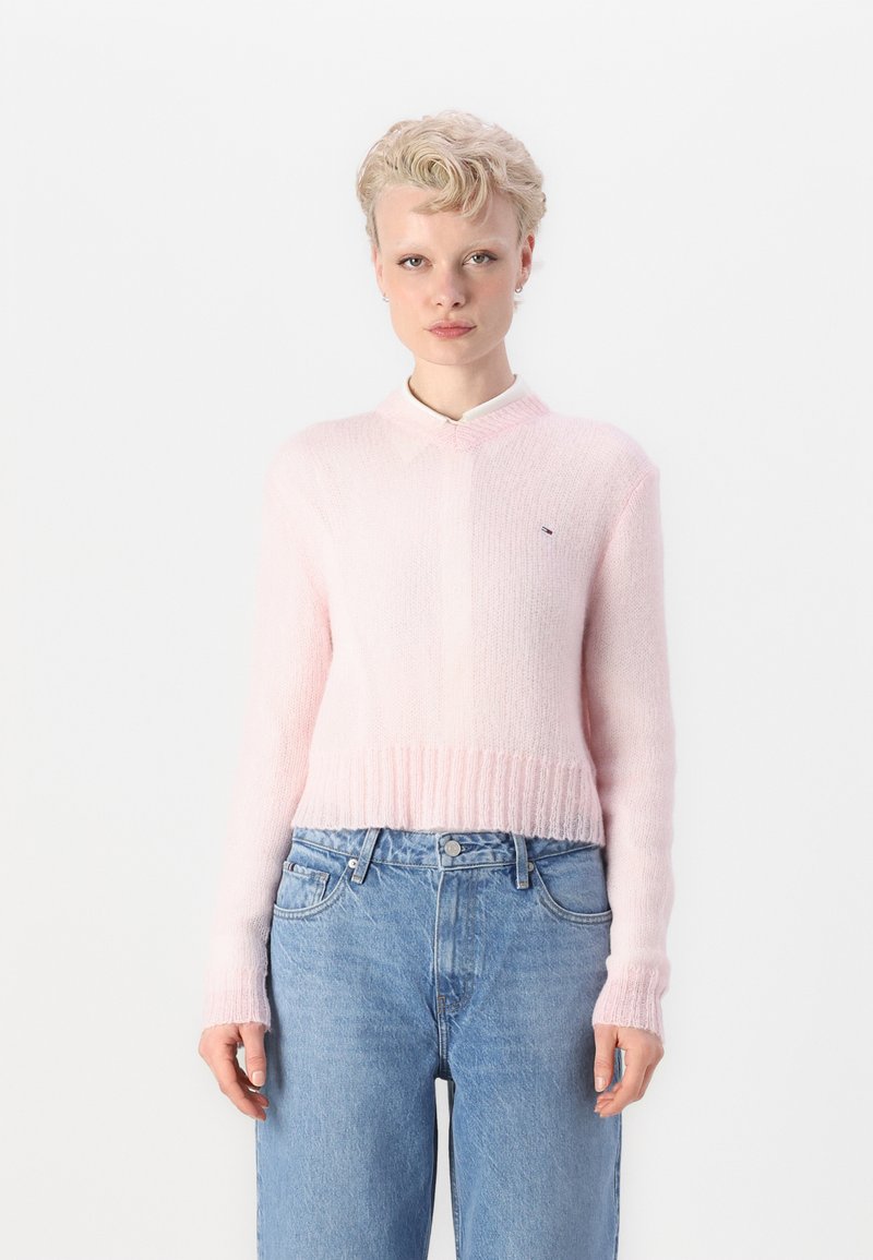 Tommy Jeans V NECK  - Jumper - precious pink