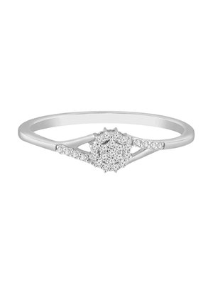 Bague fine en argent avec un groupe de petits diamants ronds formant une forme de fleur au centre et des diamants le long des côtés de la bague.