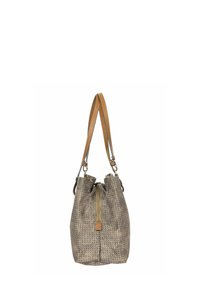 Sac seau avec une texture tissée dans des teintes neutres, doté d'une sangle réglable beige et d'une fermeture éclair centrale.