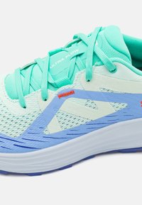 Salomon ULTRA FLOW - Løpesko for mark - bay/hydrangea/cherry tomato