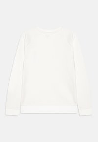 Biała bluza z okrągłym dekoltem, ściągaczami na końcach rękawów i u dołu. Na plecach znajduje się trójkątny akcent. Miękka, gładka w dotyku.