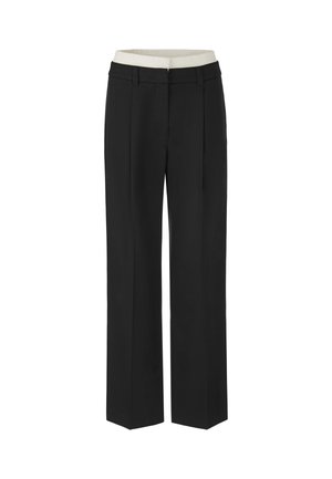 Schwarze gerade geschnittene Hose mit einem weißen elastischen Bund und Gürtelschlaufen, flache Vorderseite.