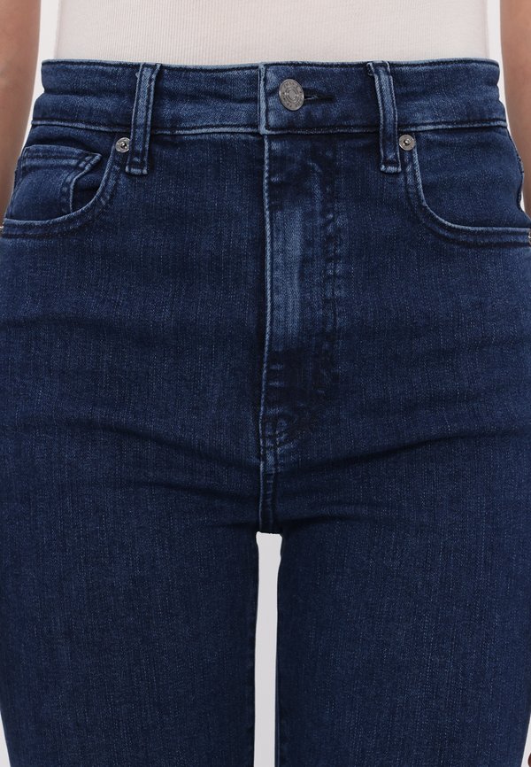 THE PENCIL CROP - Straight leg jeans2
