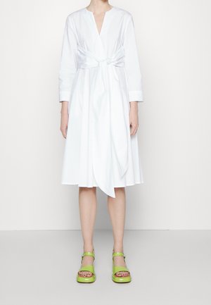 MAX&Co. Robe de jour - white