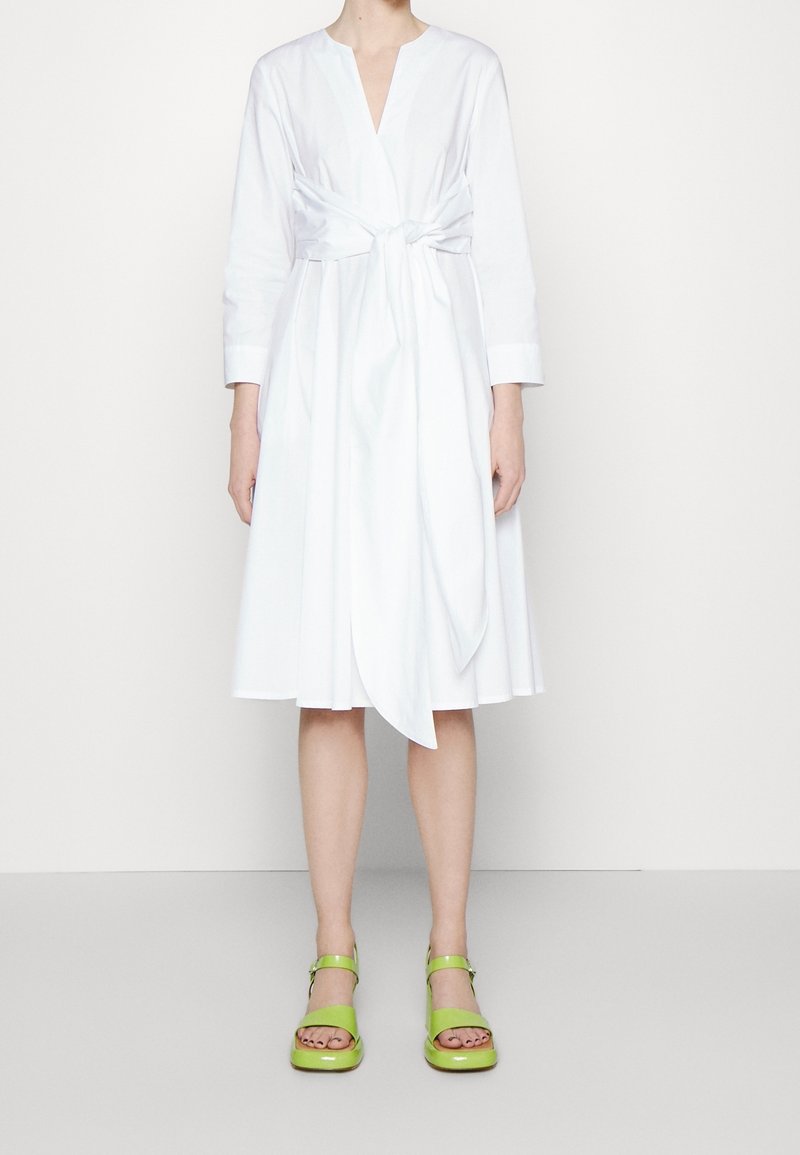 MAX&Co. Robe de jour - white