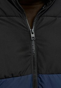 Jack & Jones JJMAZE PLS - Wintermantel - sky captain