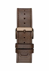 Correa de reloj de cuero marrón con una superficie texturizada, hebilla de metal y múltiples orificios de ajuste. Presenta costuras a lo largo de los bordes.