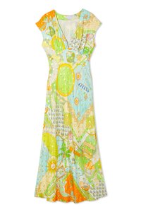 Többszínű maxi ruha V-nyakkal, kis ujjal és könnyű, mintás anyaggal, amely virágos és geometriai mintákat tartalmaz zöld, narancs és kék színekben.