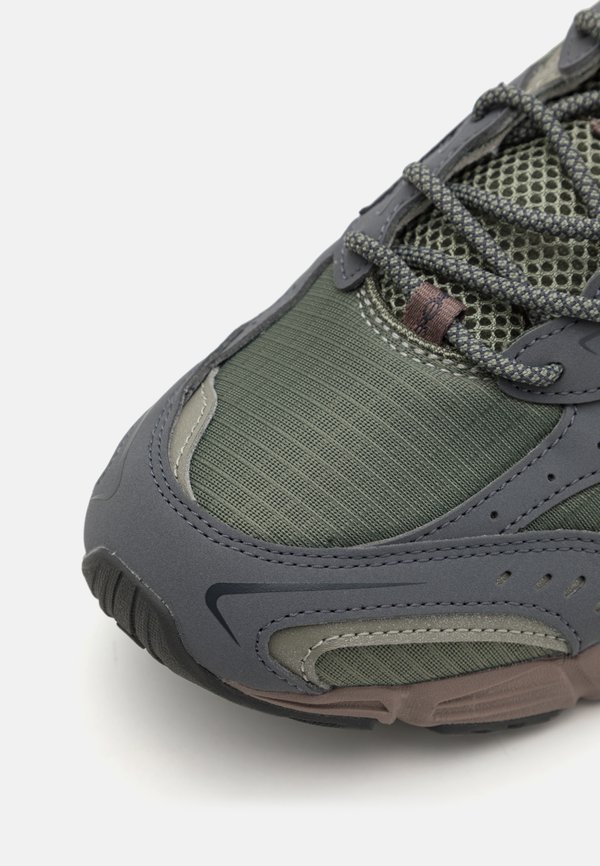 MXR TECH UNISEX - Trainers3