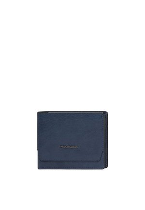 Marineblauwe leren bifold-portemonnee met Piquadro-logo in het midden van de voorflap, met zichtbare textuur en stikseldetails.