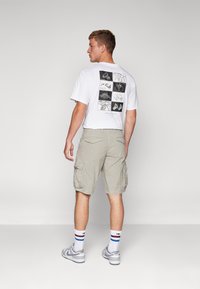 GAP CARGO NEW - Shorts - ash grey
