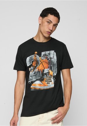 Mister Tee VINTAGE BALLIN - Printtipaita - black
