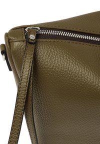 Gianni Chiarini NORA POUCH - Pochette - verde