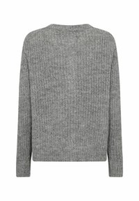 Grå stickad tröja med lös passform, ribbat mönster och rundad halsringning. Baksidan har en slät finish utan ytterligare detaljer.