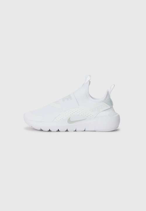 Nike Performance
