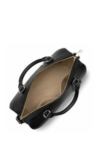 Borsa in pelle nera con hardware dorato, chiusura con zip e doppio manico. Interno beige con dettagli di cucitura e senza scomparti visibili.