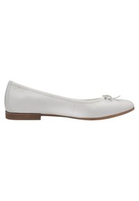 Ballerine bianche con punta arrotondata, in morbida pelle e con un piccolo fiocco decorativo sulla parte superiore. Presentano un tacco basso, marrone.