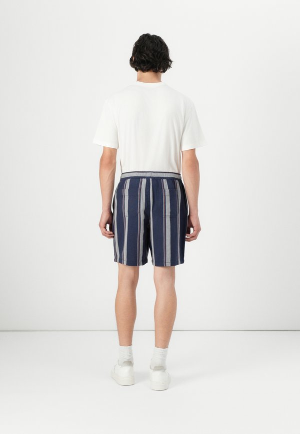 TEXTURED EASY  - Shorts4