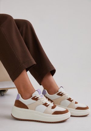 Marc O'Polo MOD THEA 5F - Baskets basses - mid brown