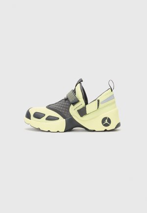 TRUNNER LX UNISEX - Sporta apavi - luminous green/anthracite/reflective silver-coloured
