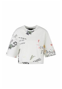 Witte cropped t-shirt met korte mouwen, versierd met kleurrijke graffiti-achtige tekst en spetterpatronen in zwart, groen, rood en geel.