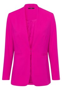 Blazer fucsia con mangas largas y cuello chal, que cuenta con dos bolsillos frontales y una tela suave y texturizada. Sin cierres visibles.