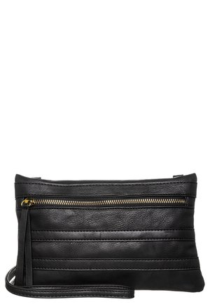 Clutches - black