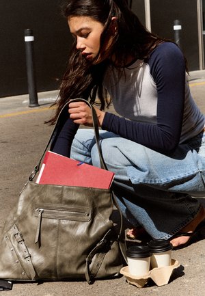 Bershka, Sac à main - sand