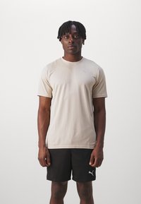 Puma PERFORMANCE TEE - Camiseta deportiva - putty