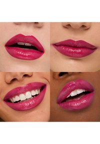 Cuatro primeros planos de labios que muestran tonos fucsias vibrantes. Diversos acabados: brillante y mate, sobre diferentes tonos de piel con formas completas y definidas.