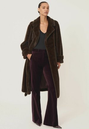REGULAR FIT - CATE LONG BELTED - Cappotto invernale - chocolate brown