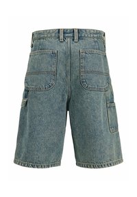 Denim sinised lühikesed püksid, mis on lahtise lõikega, suured tagataskud ja külgedel tööriistataskud tikanddetailidega.