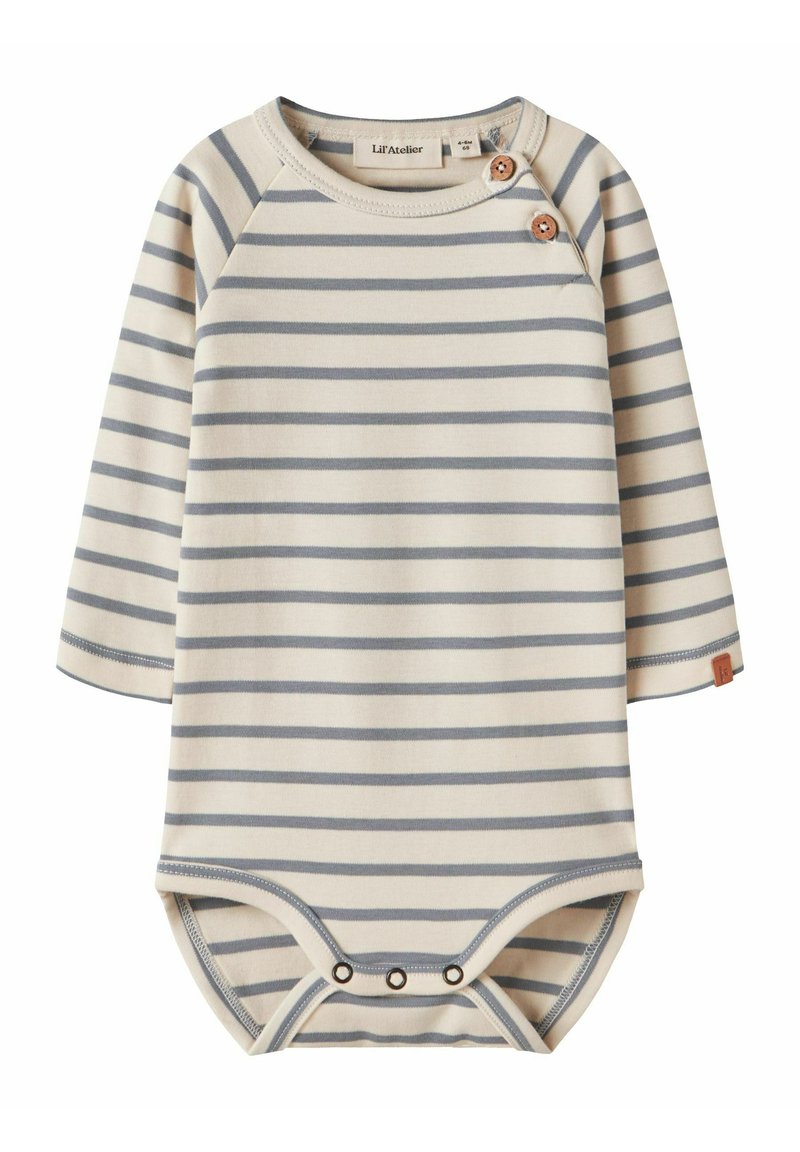 Bodysuit à rayures à manches longues en crème et bleu clair. Présente un détail de bouton en bois à l'épaule et des fermetures à pression au bas. Tissu doux.