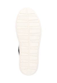 Schwarze Sneaker mit einer weißen Gummisohle. Die Sohle hat ein strukturiertes, gemustertes Design für Halt und Stabilität. Keine weiteren Details sichtbar.