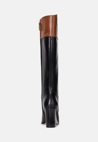 Lauren Ralph Lauren PAGE II TWO TONE LEATHER TALL BOOT - Magassarkú csizmák - black/deep saddle tan