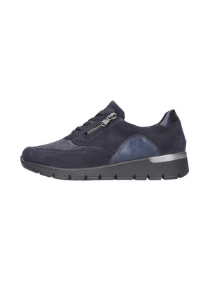 Dunkelblauer Wildleder-Sneaker mit strukturierten Einsätzen, Schnürverschluss und seitlichem Reißverschluss. Verfügt über eine Gummisohle mit einem leichten Absatz und strukturiertem Finish.