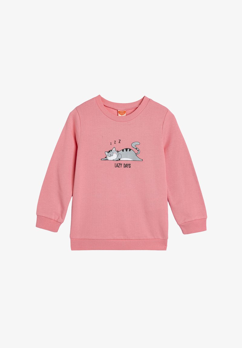 Różowy sweatshirt z długimi rękawami, prążkowanymi mankietami i okrągłym dekoltem. Posiada wzór z rysunkowym kotem oraz napis "LENIWIE DNI" poniżej.