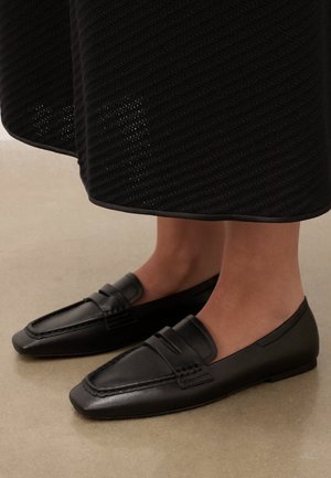 Kazar FIABBE - Pantofi slip-on - black