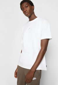 Nike Sportswear SPORTSWEAR CLUB FLEECE - Calças de fato de treino - ironstone/white