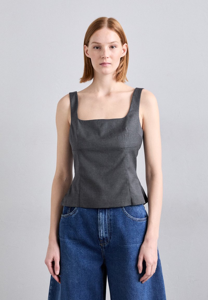 REMAIN SUITING - Top - tornado