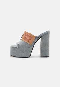 Jeffrey Campbell - BACKPOCKET - Muiltjes met hak - light blue denim Miniatuurafbeelding 1