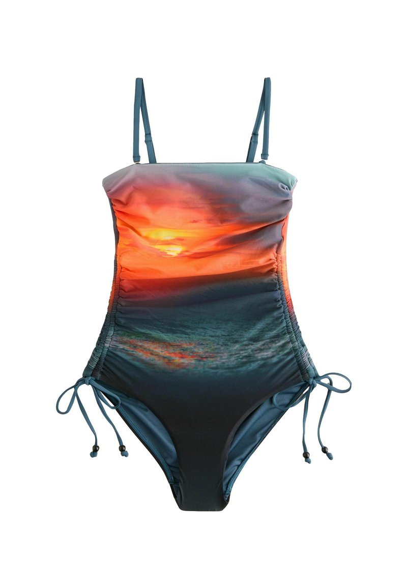 Eén-delig badpak met zonsondergangprint; beschikt over verstelbare bandjes, gerimpelde zijdetails en trekkoorden op de heupen.