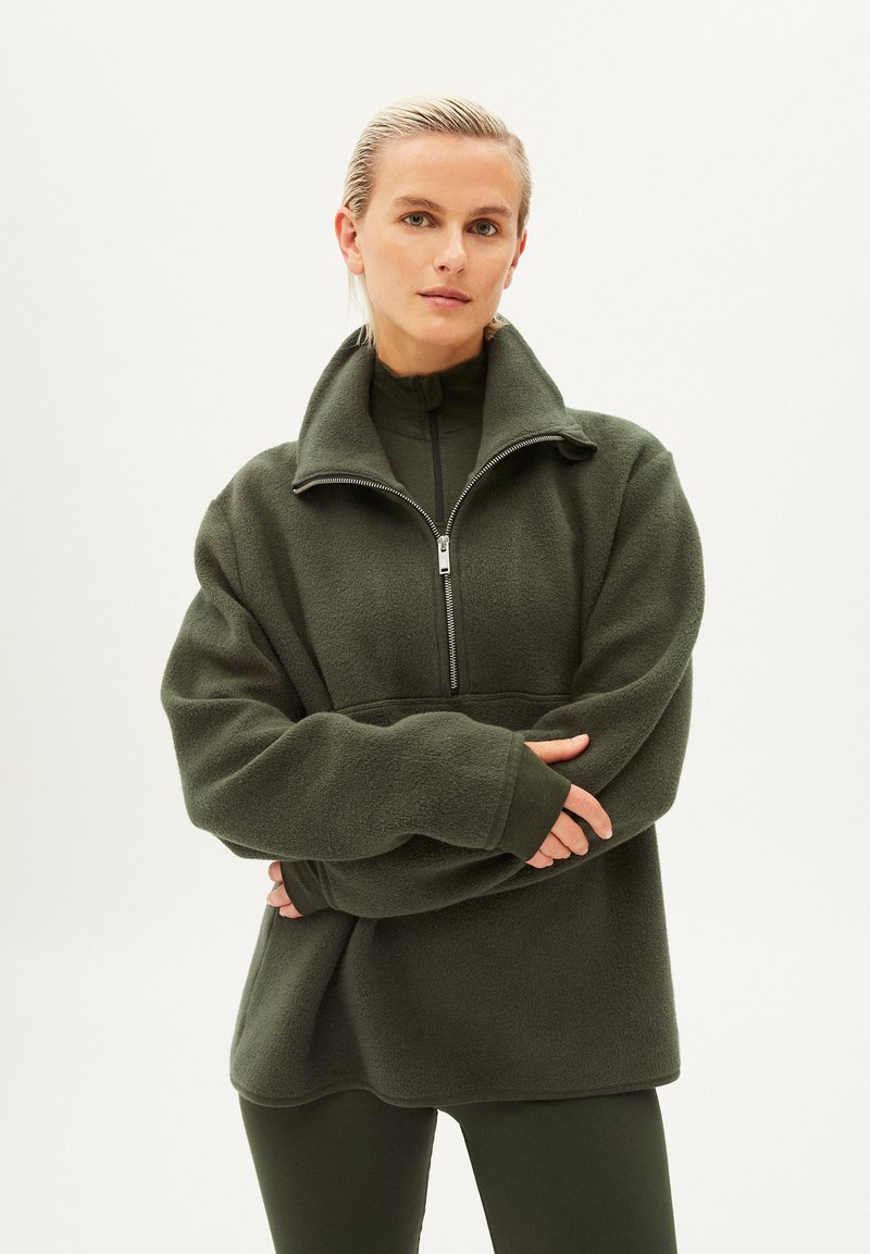 ARMEDANGELS HAARLEEN - Fleece trui - light carbon green