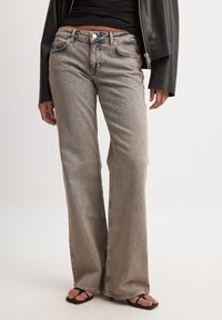 Flared jeans - vintage wash